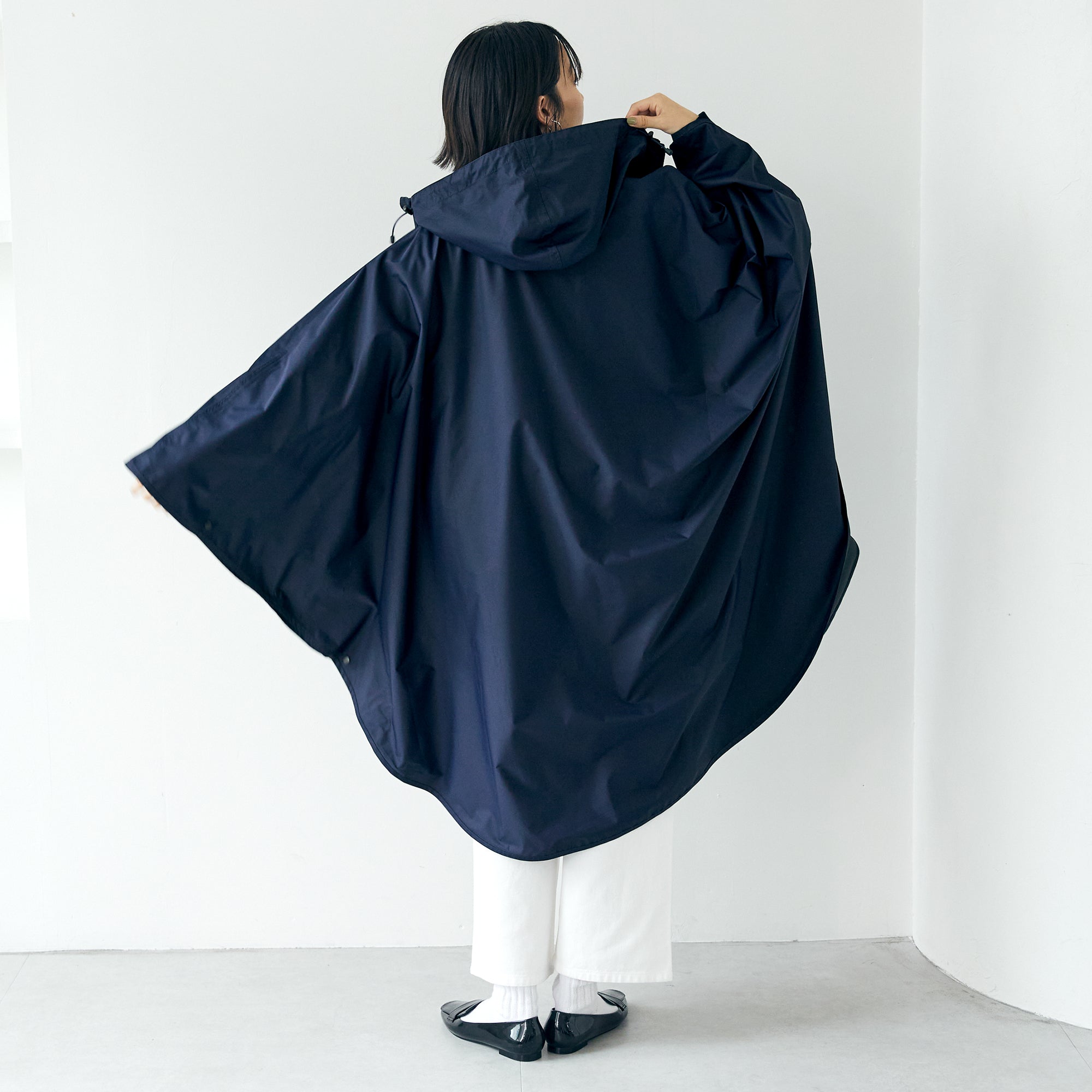 ポンチョ | Poncho