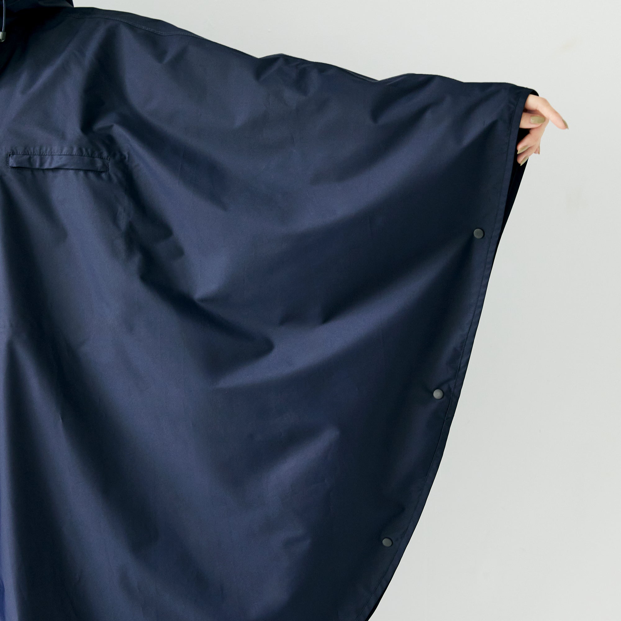 ポンチョ | Poncho