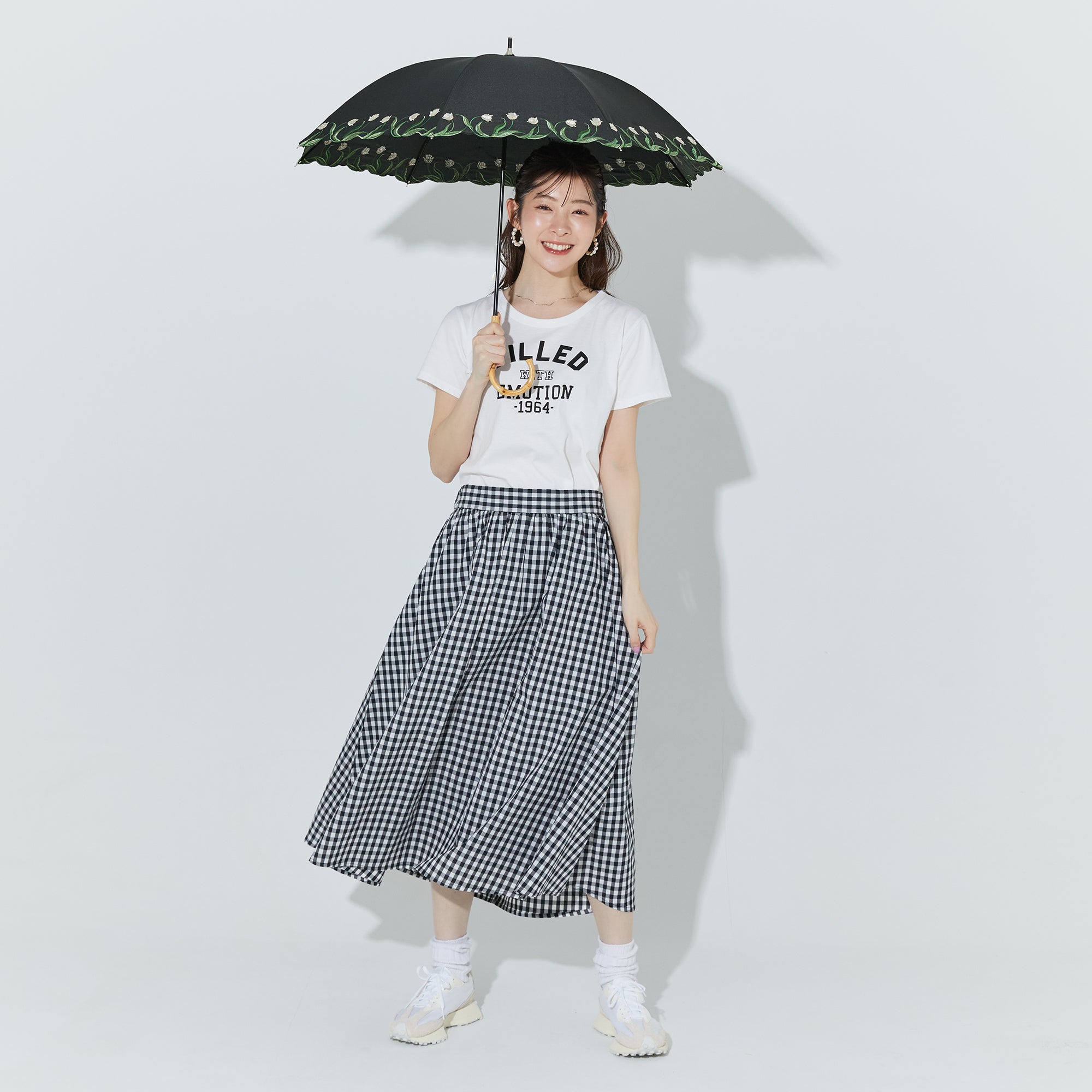 チューリップ刺繍 | Tulip